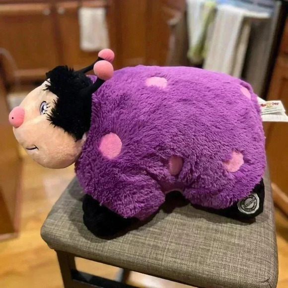 Adorable PILLOW PET - Adorable Purple and Pink Butterfly with Velcro closure. - Picture 3 of 15